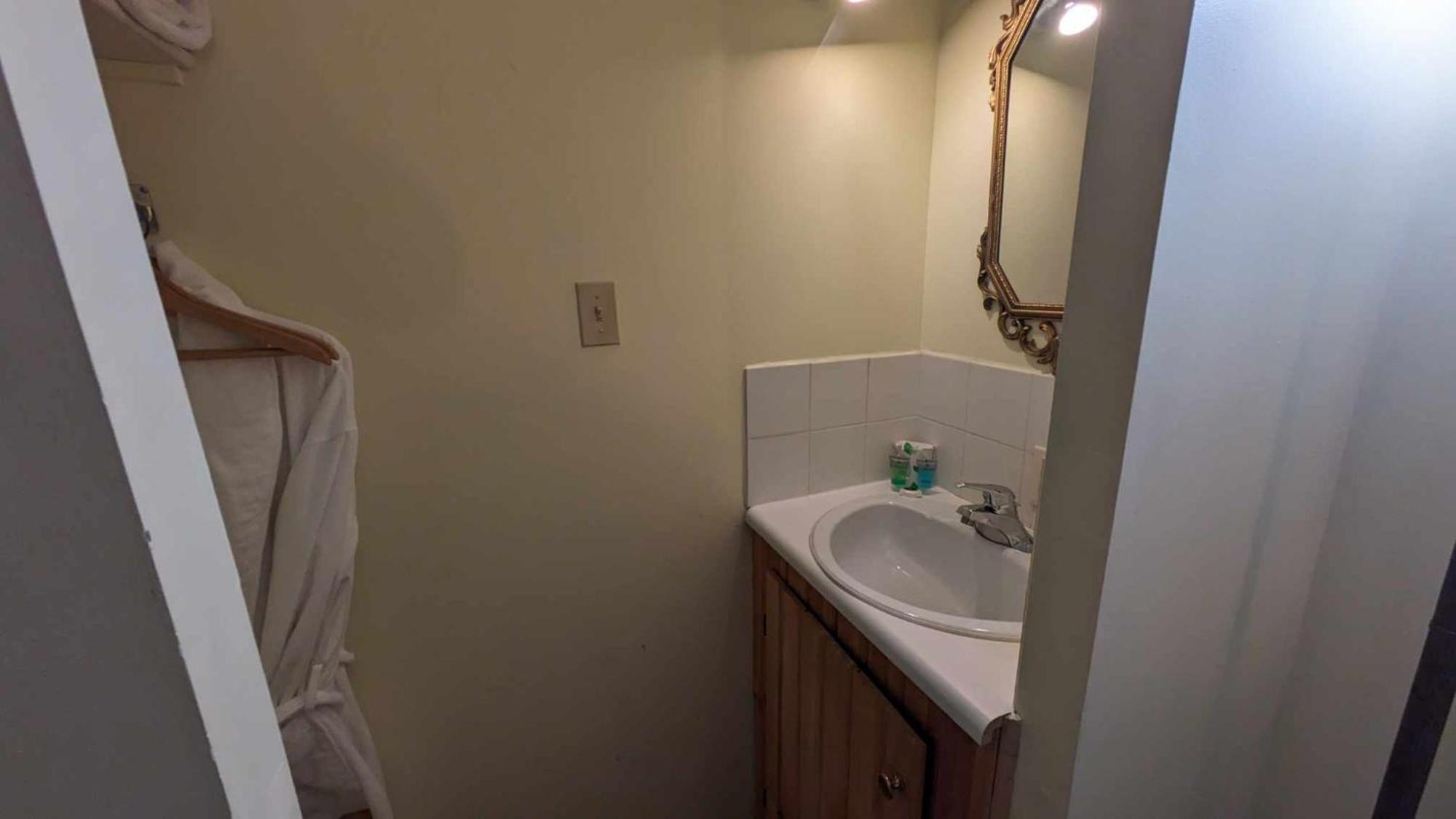 Hotel La Maison Rousseau Montmagny Habitación foto
