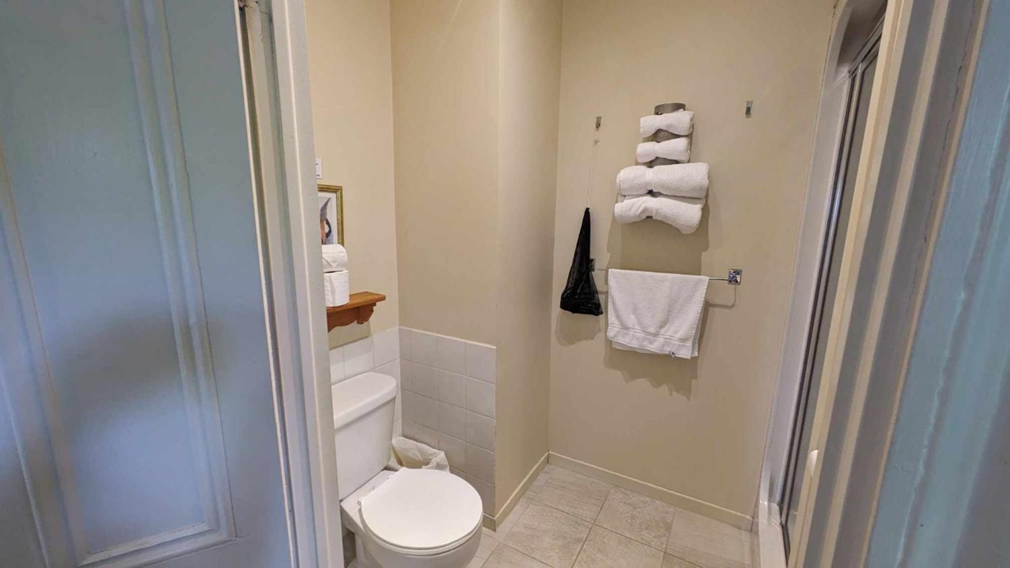 Hotel La Maison Rousseau Montmagny Habitación foto