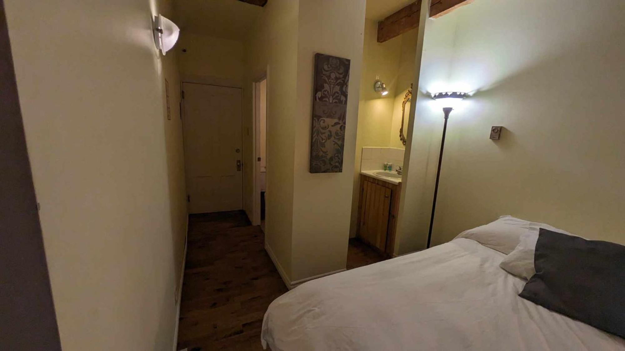 Hotel La Maison Rousseau Montmagny Habitación foto