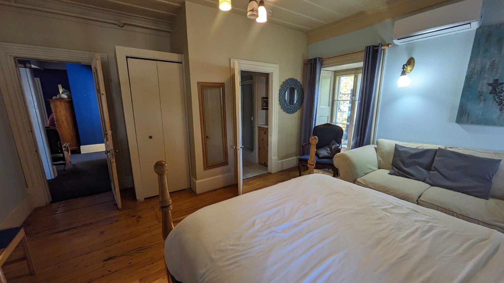 Hotel La Maison Rousseau Montmagny Habitación foto